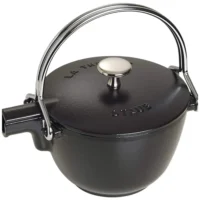 Staub - Tetera Hierro Fundido Esmaltado Interior Negro - Fabricado en Francia